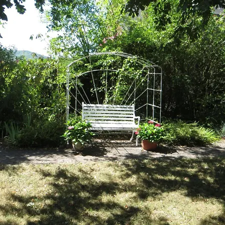 Zur Gartenlaube *