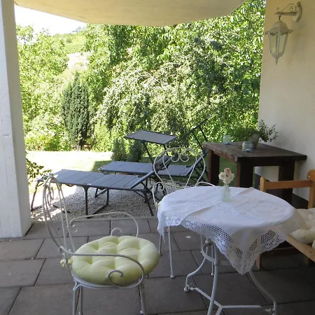 Apartment Zur Gartenlaube Bullay