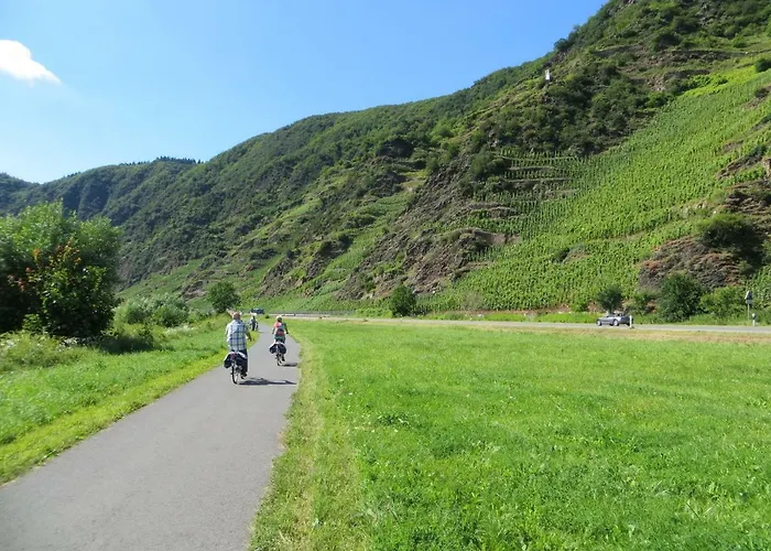 Zur Gartenlaube * Bullay